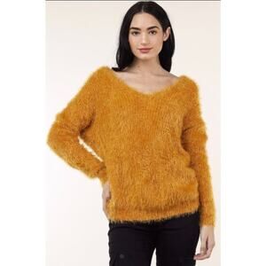 Love Tree Mustard Yellow Twist Back Fuzzy Top Size M